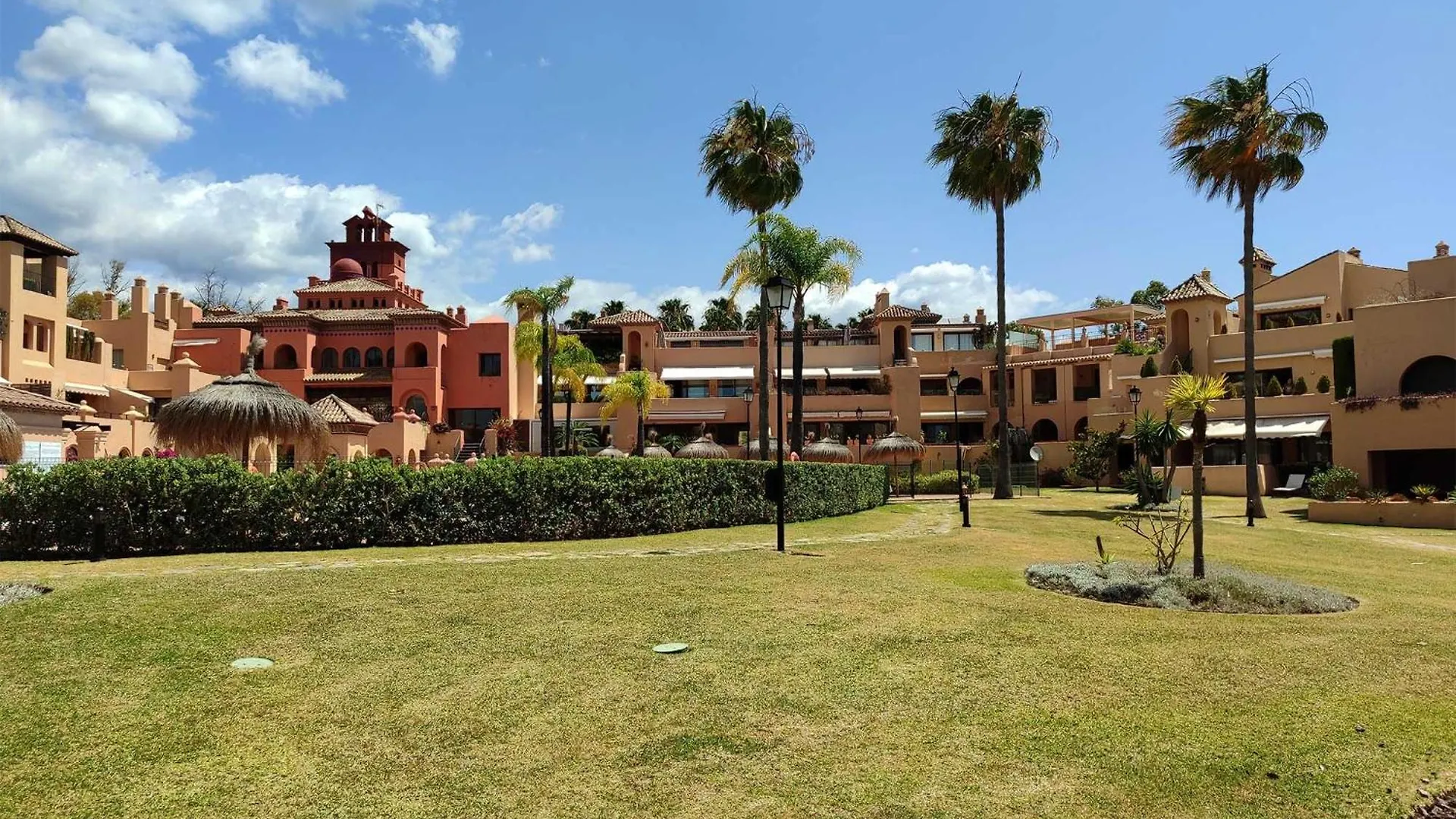 Cartuja Del Golf Apartment Estepona