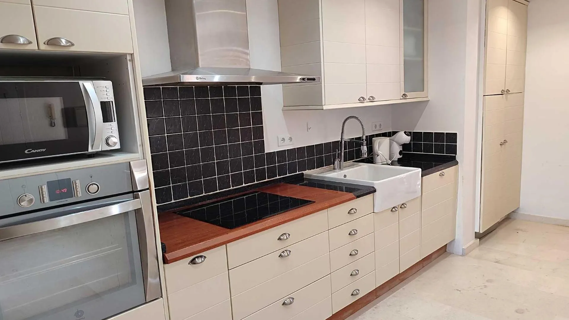 Cartuja Del Golf Apartment Estepona Spain