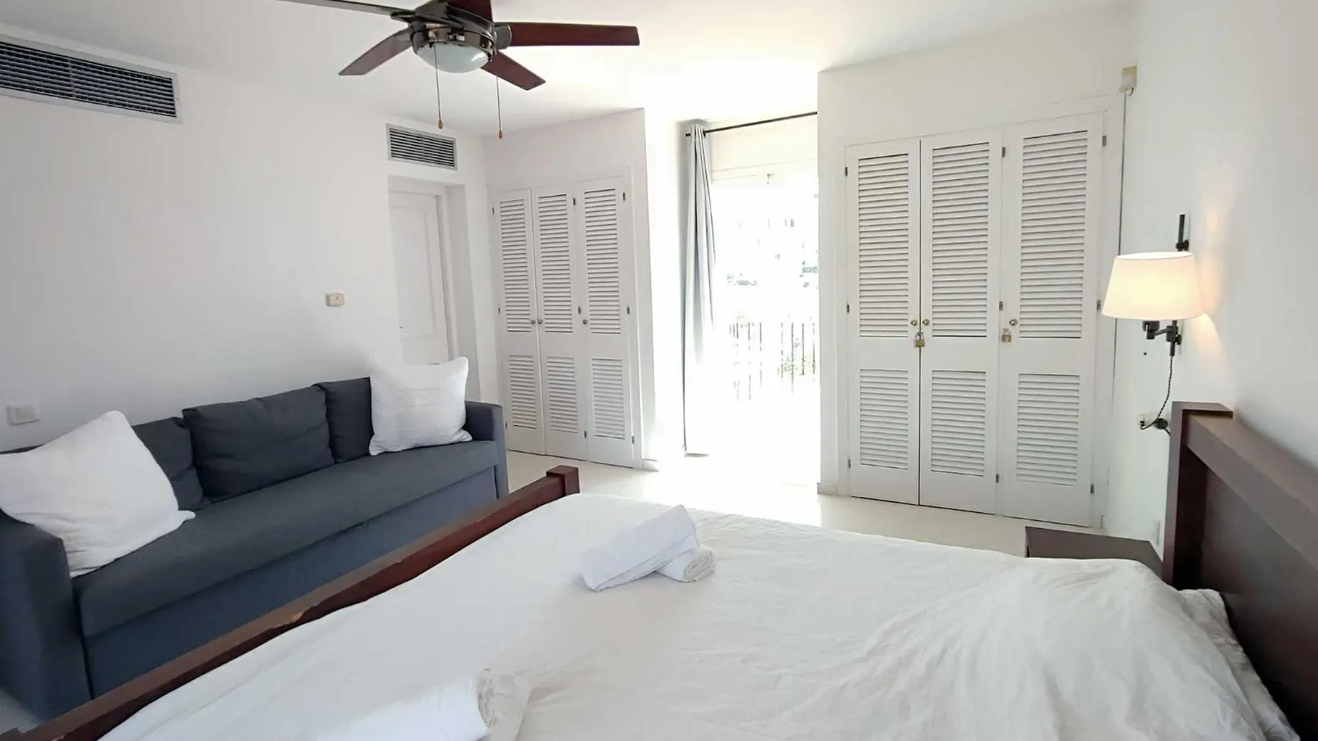 Cartuja Del Golf Lejlighed Estepona
