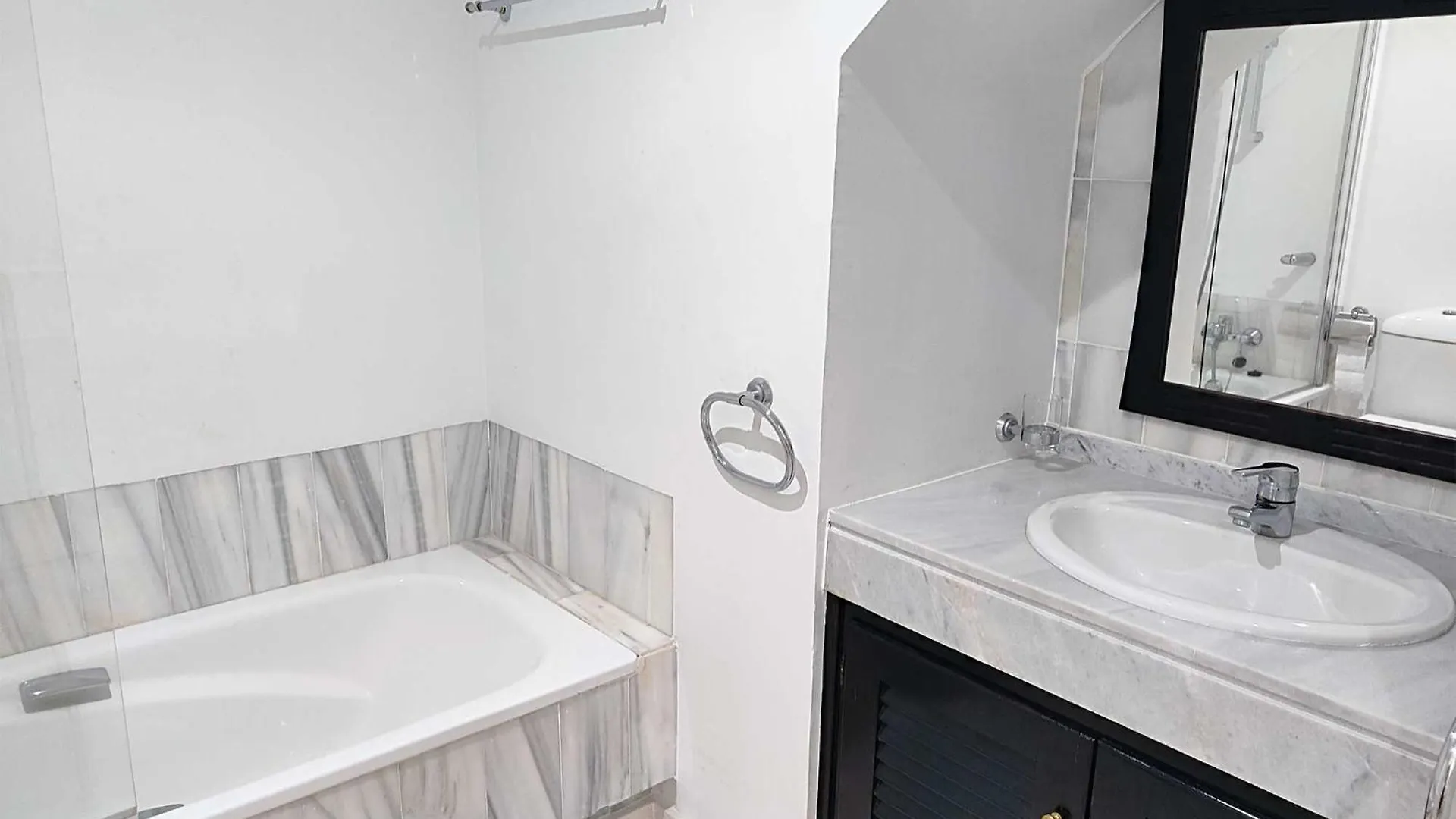 Cartuja Del Golf Apartment Estepona